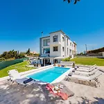 Villa Dias Luxury *