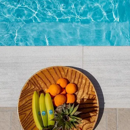 Dias Luxury *