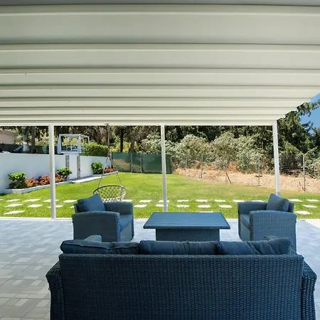 Dias Luxury
